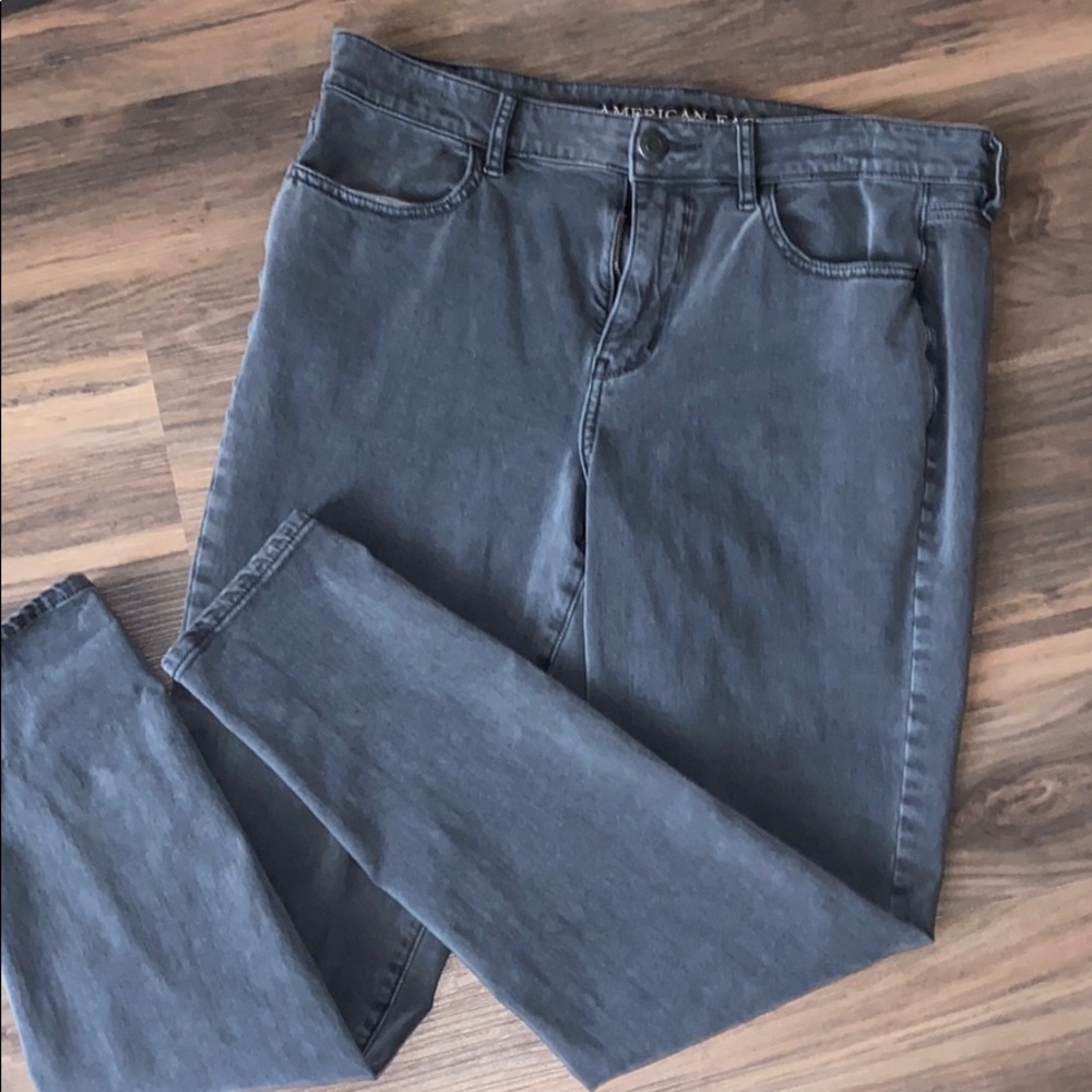 Hi-Rise Jeggings